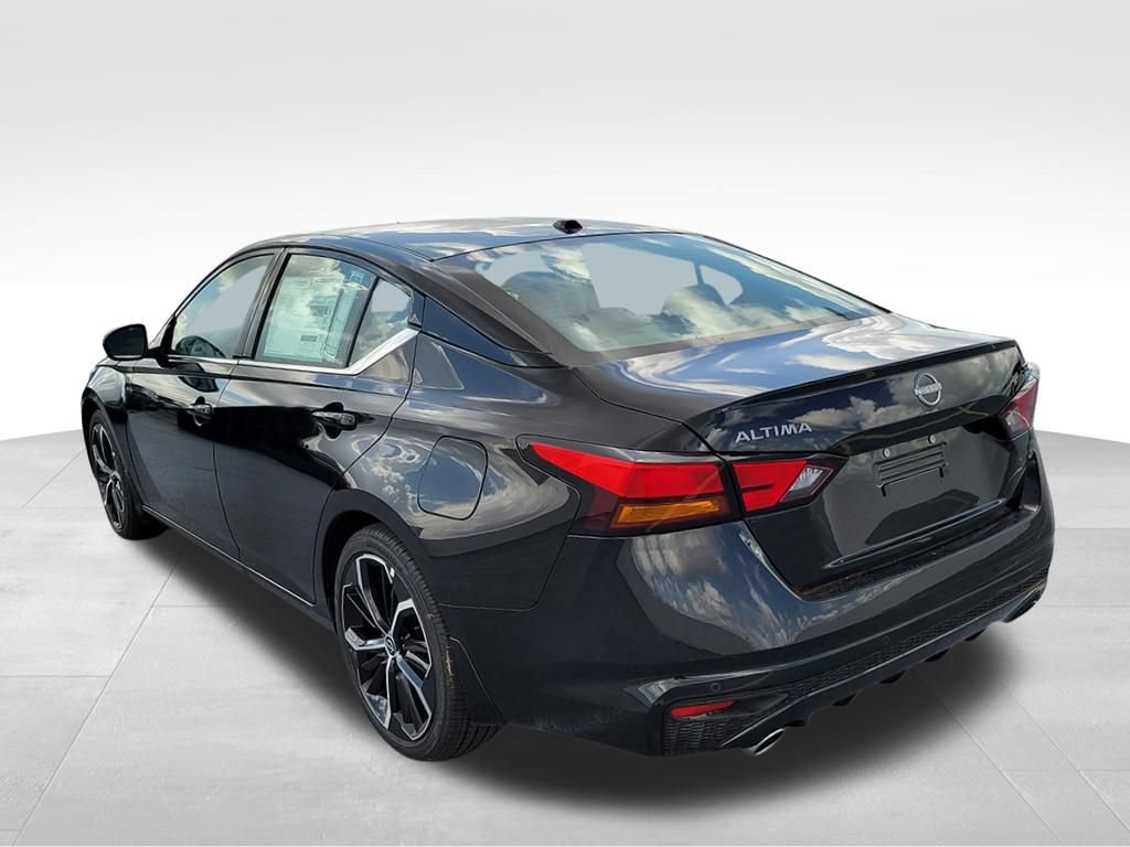 New 2026 Nissan Altima 2.5 SR FWD image 9