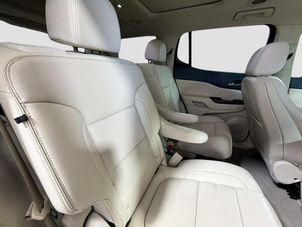 Used 2021 GMC Acadia Denali w/ Denali Ultimate Package image 29