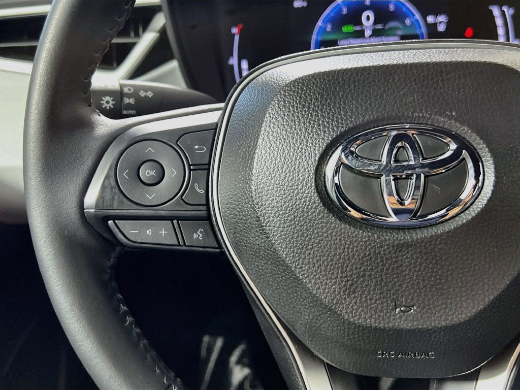 Used 2026 Toyota Corolla SE FWD image 16
