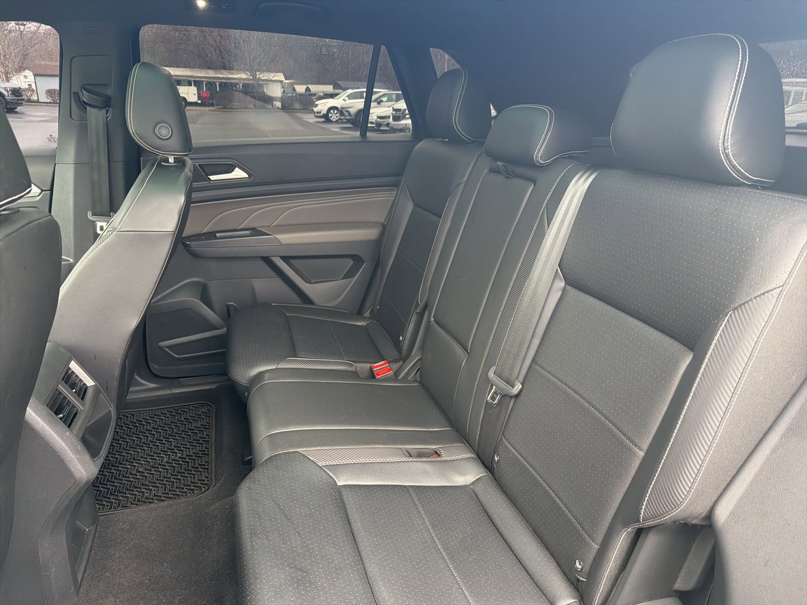 Used 2021 Volkswagen Atlas Cross Sport SE w/ Panoramic Sunroof Package AWD/4WD image 24