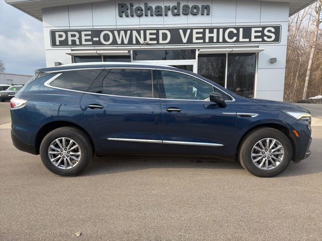 Certified 2023 Buick Enclave Essence FWD image 2