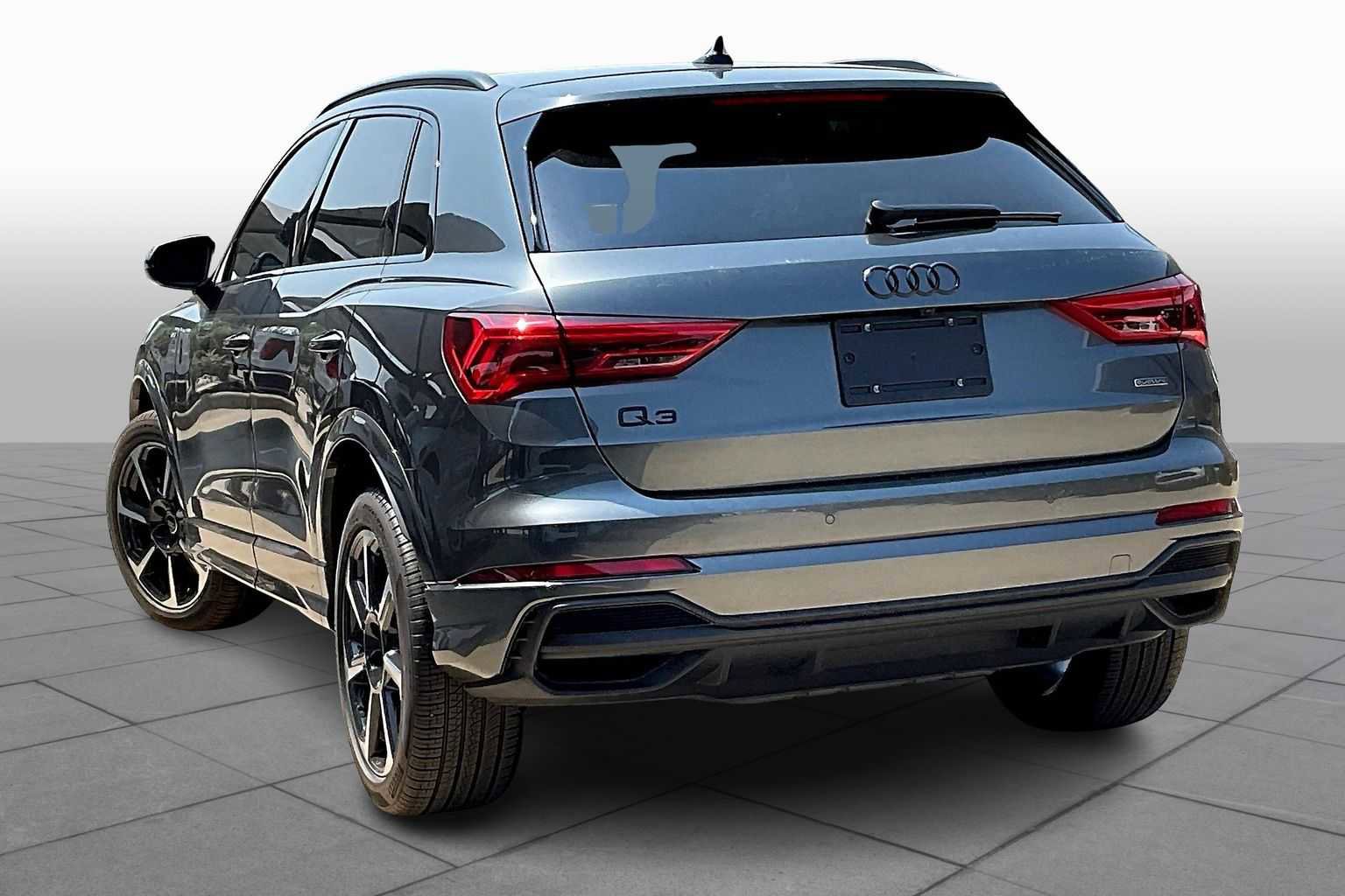 New 2025 Audi Q3 2.0T Premium Plus w/ Premium Plus Package AWD/4WD image 12
