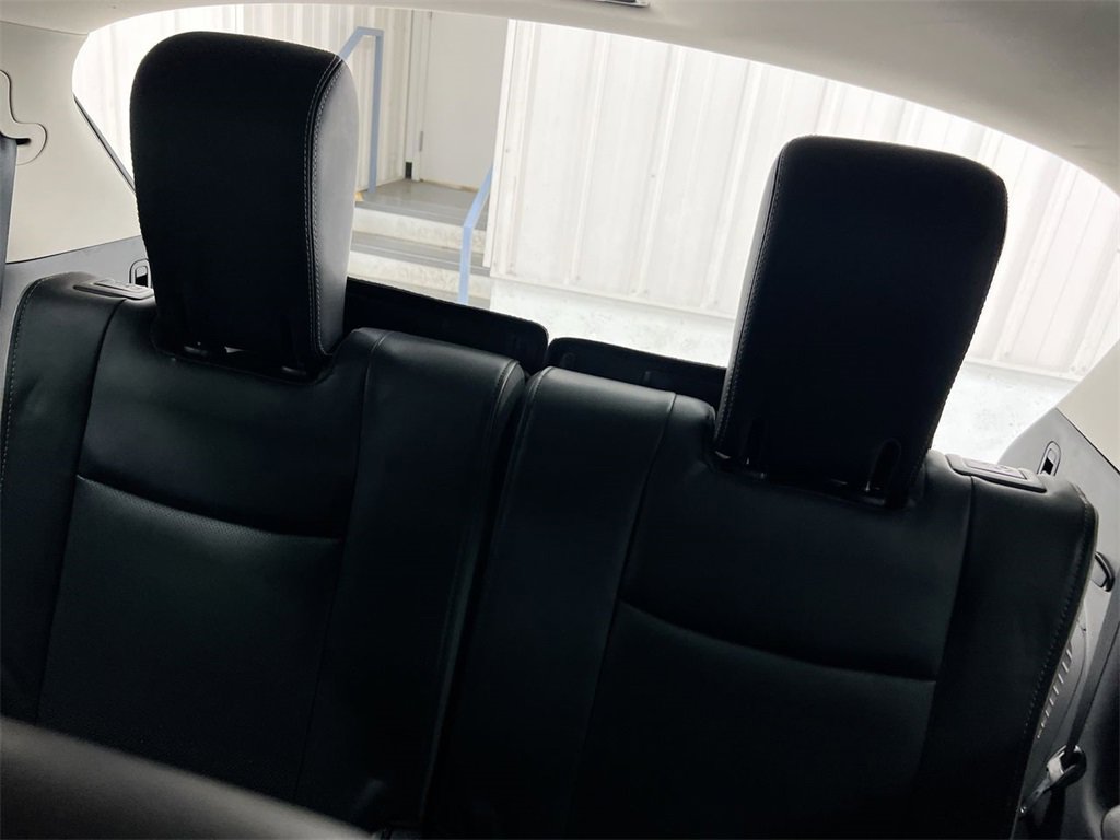 Used 2020 INFINITI QX60 Luxe w/ Essential Package image 30