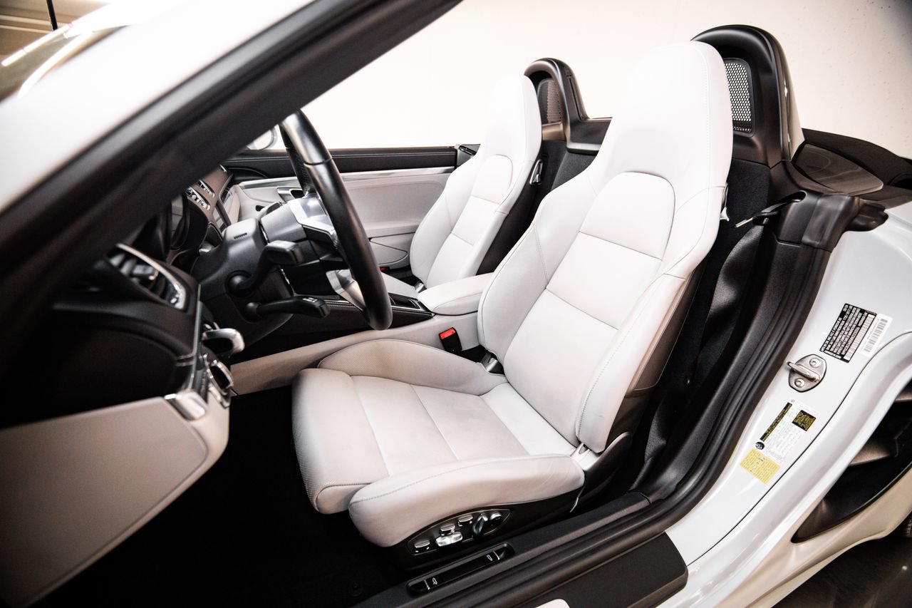 Certified 2024 Porsche 718 Boxster S RWD image 5