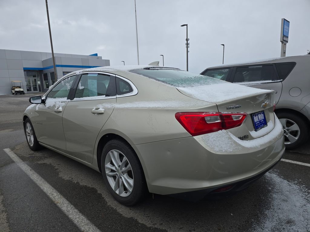 Used 2016 Chevrolet Malibu LT w/ Leather Package image 4