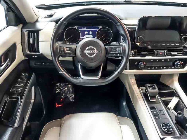 Used 2024 Nissan Pathfinder SL w/ SL Premium Package AWD/4WD image 18