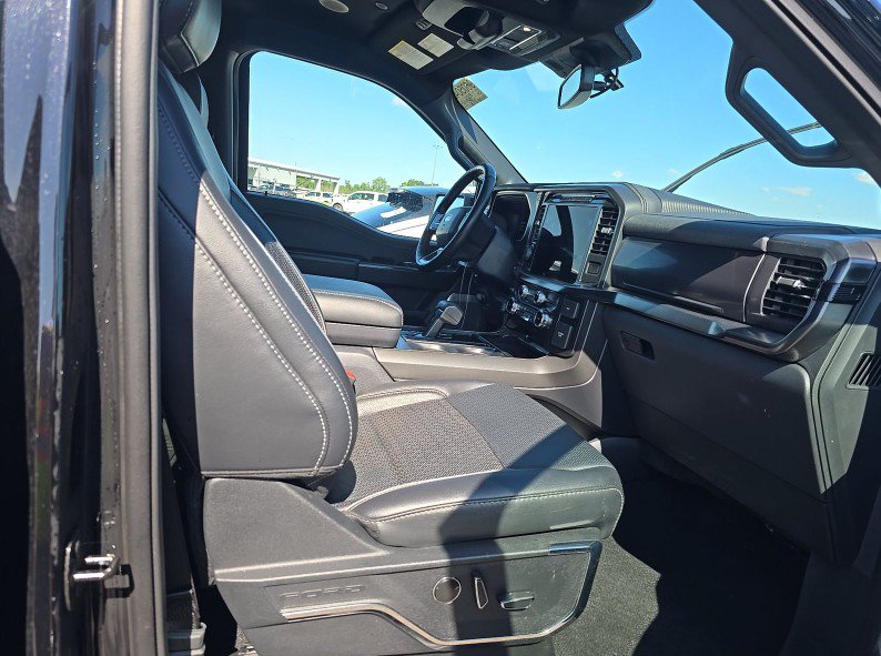 Used 2024 Ford F150 Lariat w/ Equipment Group 502A High AWD/4WD image 17