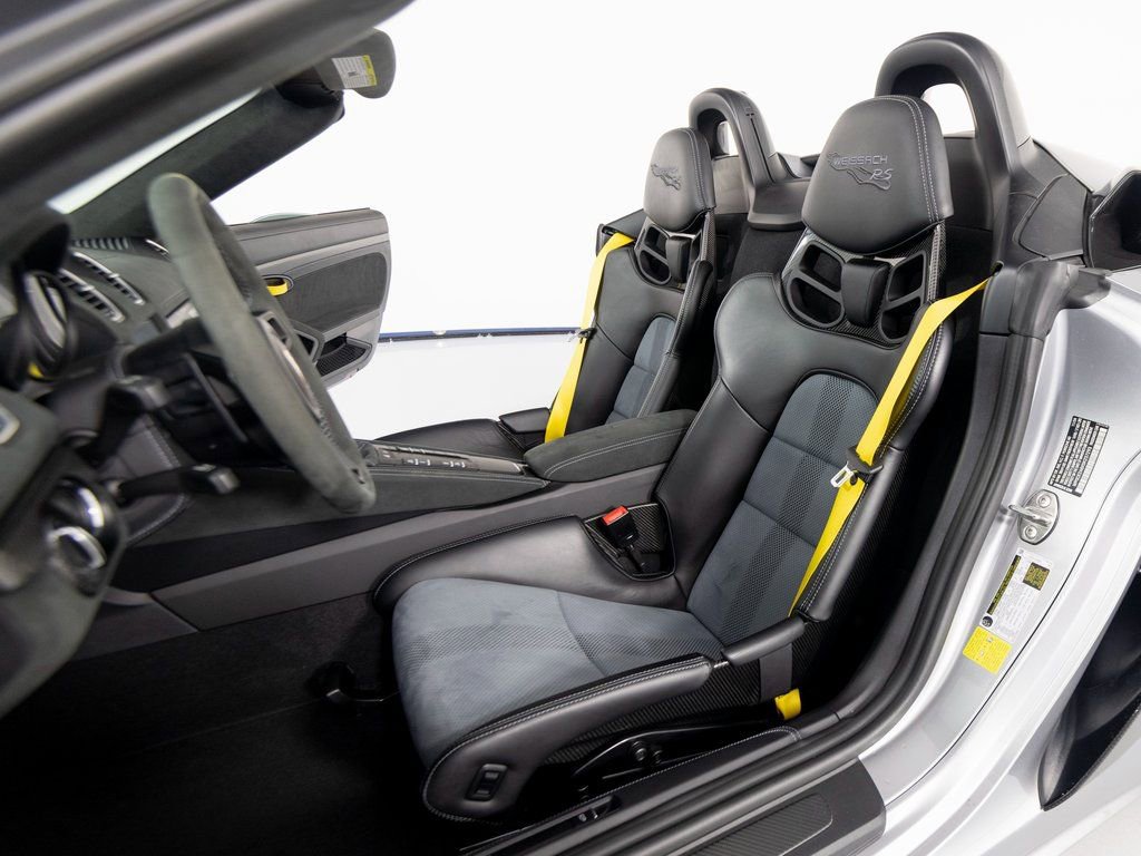 Certified 2025 Porsche 718 Boxster Spyder RS image 5