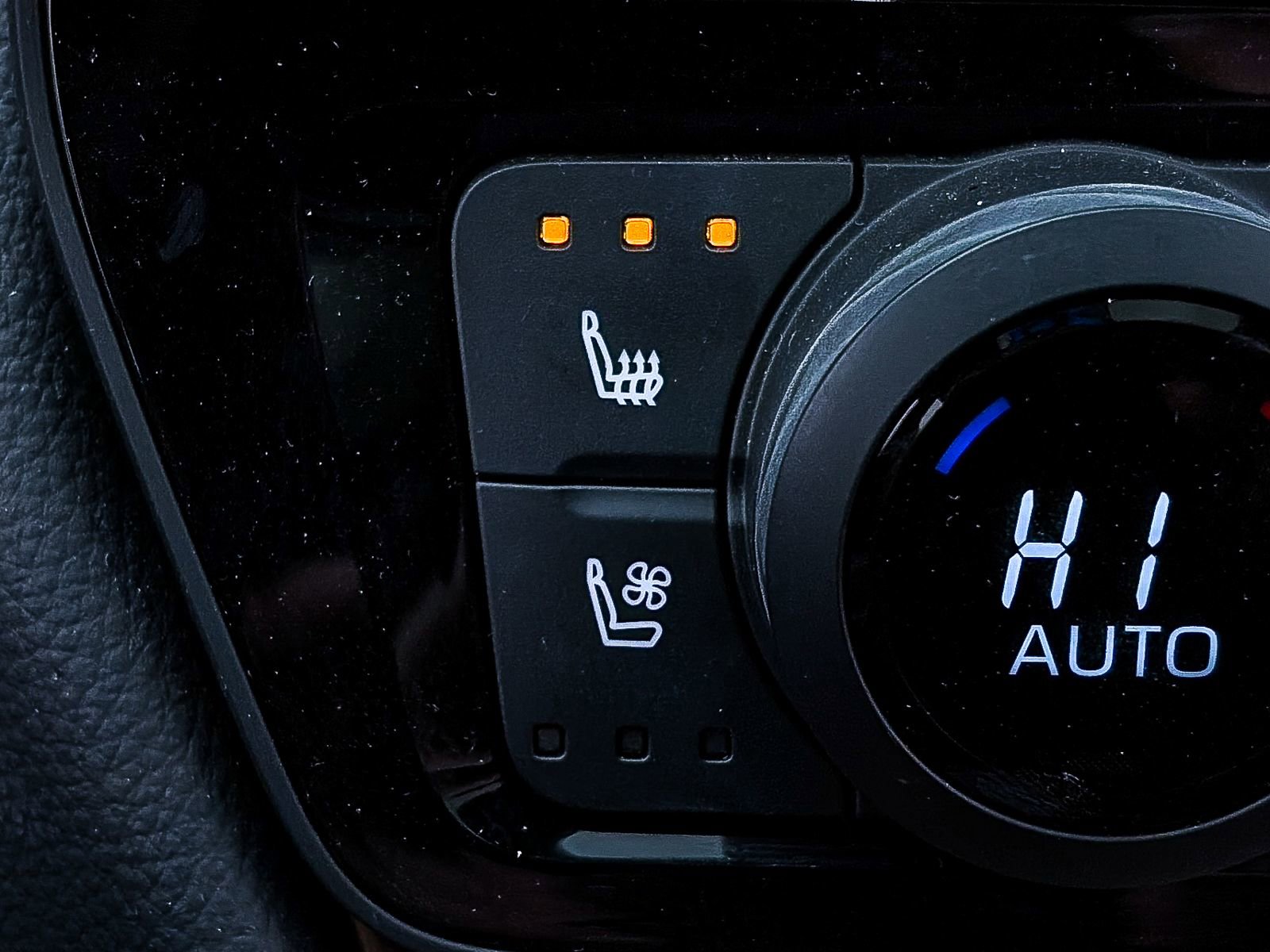 Used 2025 Toyota Grand Highlander AWD Hybrid image 26