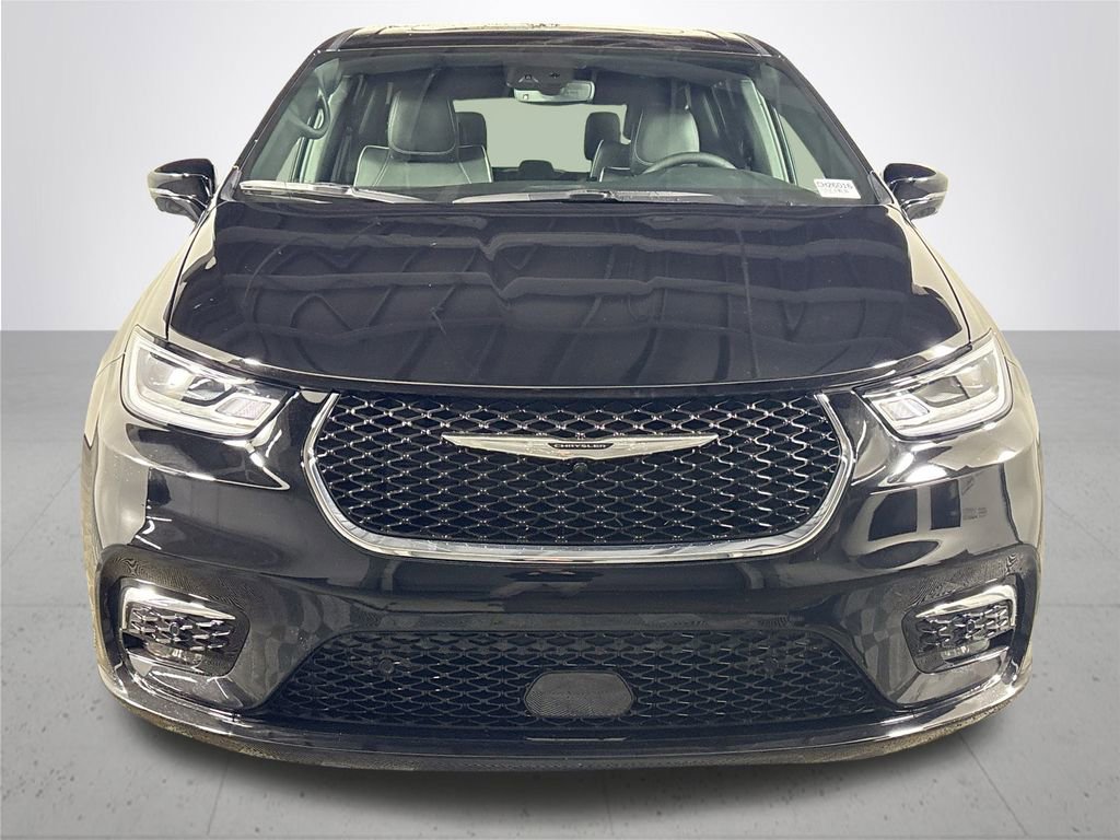 New 2026 Chrysler Pacifica Limited image 3