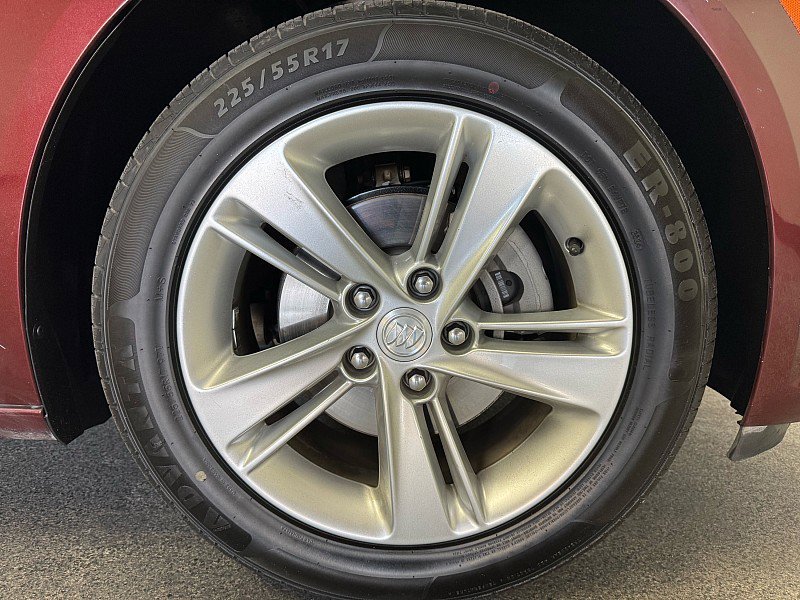 Used 2019 Buick Regal Preferred image 25