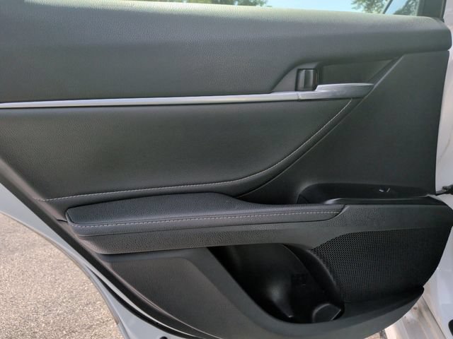 Used 2018 Toyota Camry XSE FWD image 27