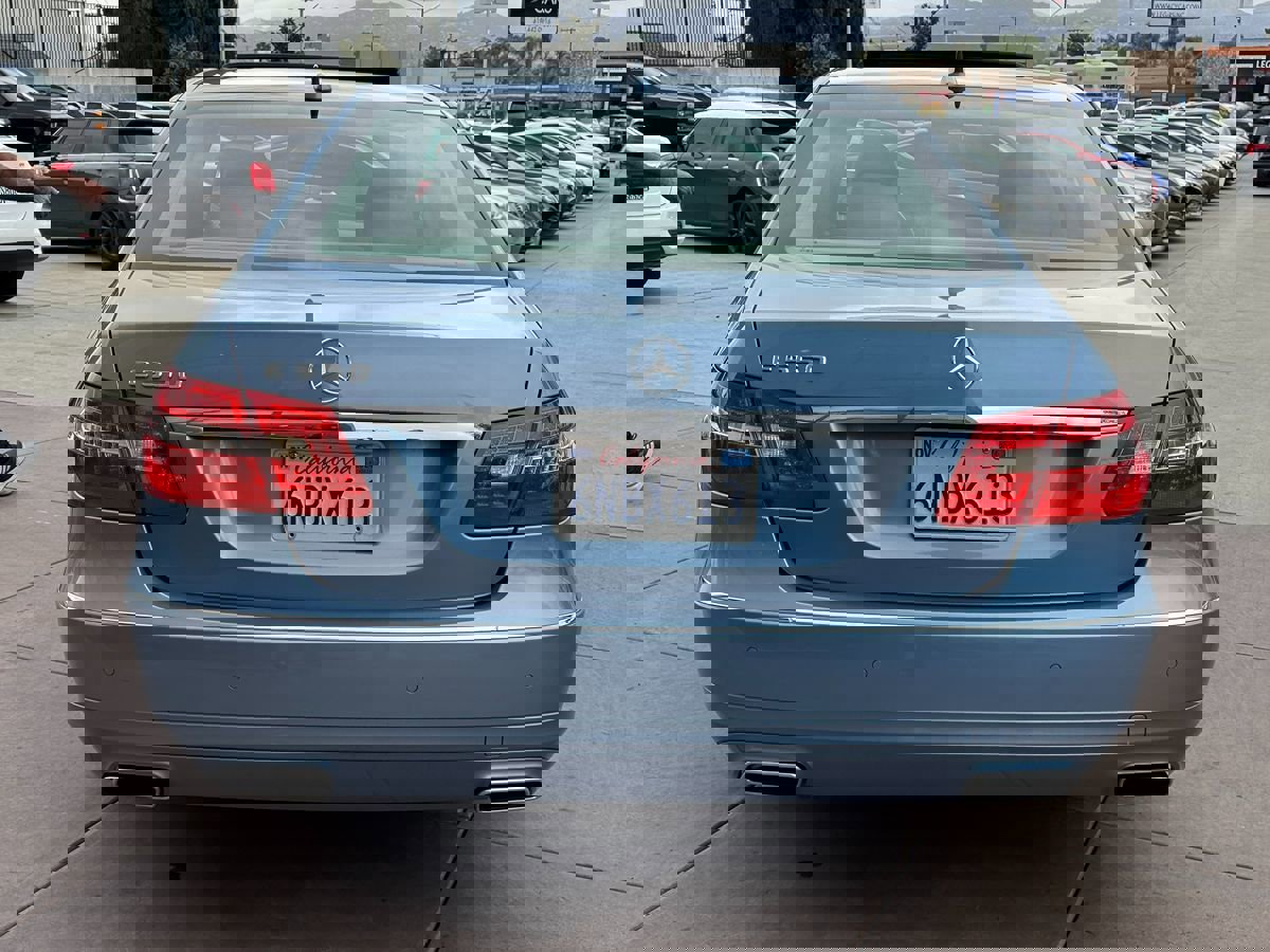 Used 2011 Mercedes-Benz E 550 Sedan image 14