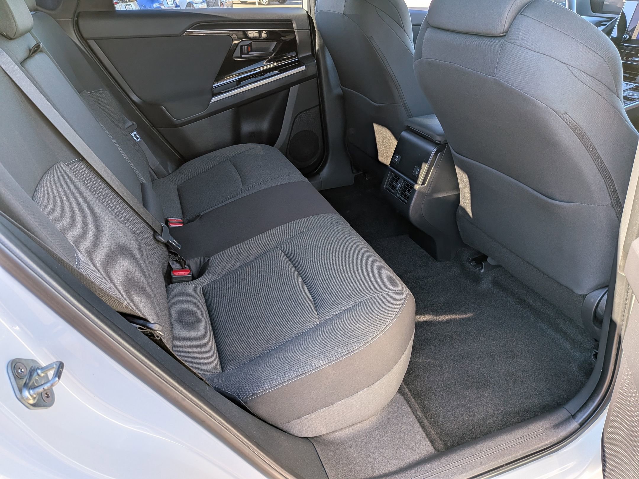 Certified 2024 Subaru Solterra Premium image 31