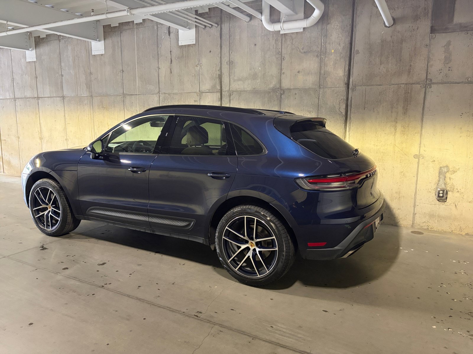 Certified 2023 Porsche Macan Turbo AWD/4WD image 3