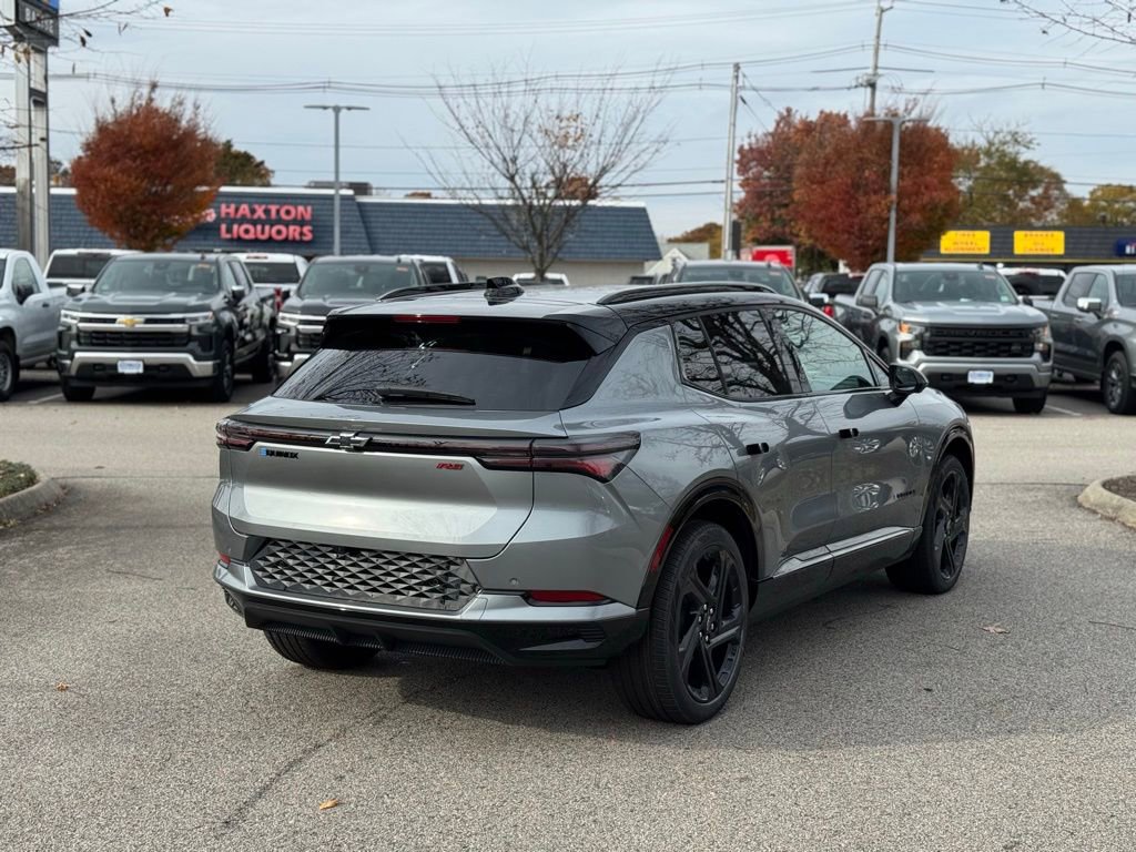 New 2026 Chevrolet Equinox EV RS FWD image 5