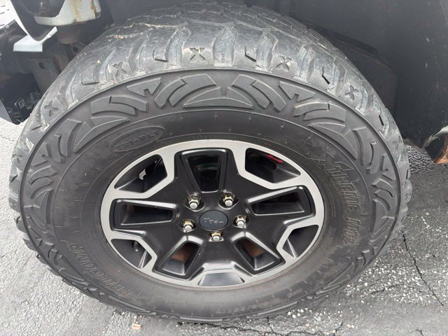 Used 2017 Jeep Wrangler Unlimited Rubicon AWD/4WD image 27