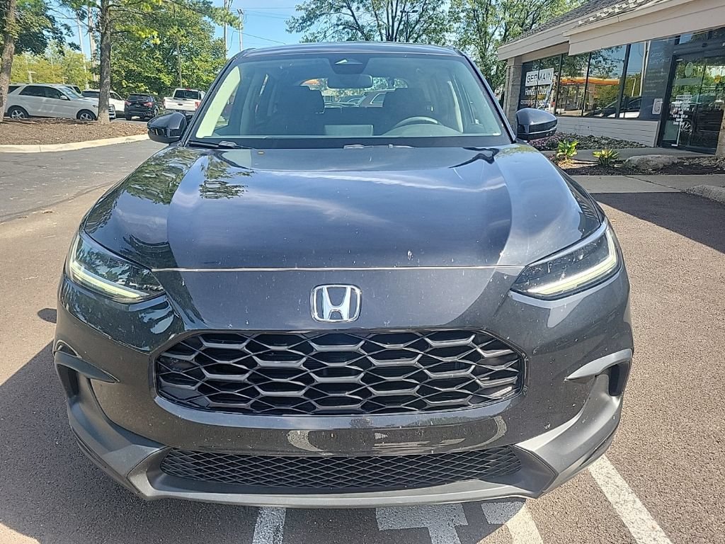 Used 2023 Honda HR-V LX image 3