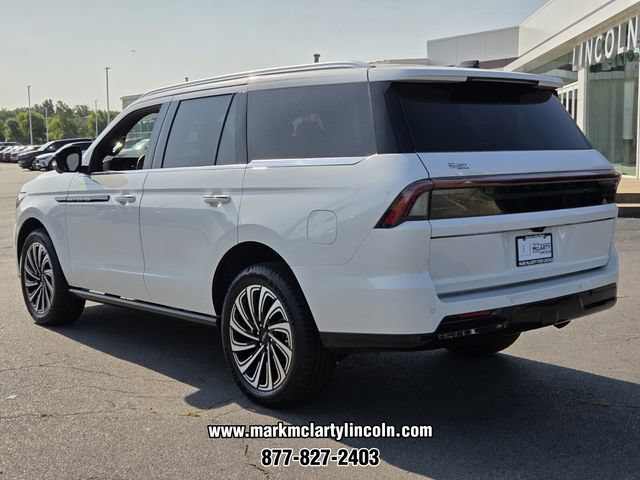 New 2026 Lincoln Navigator Black Label AWD/4WD image 3