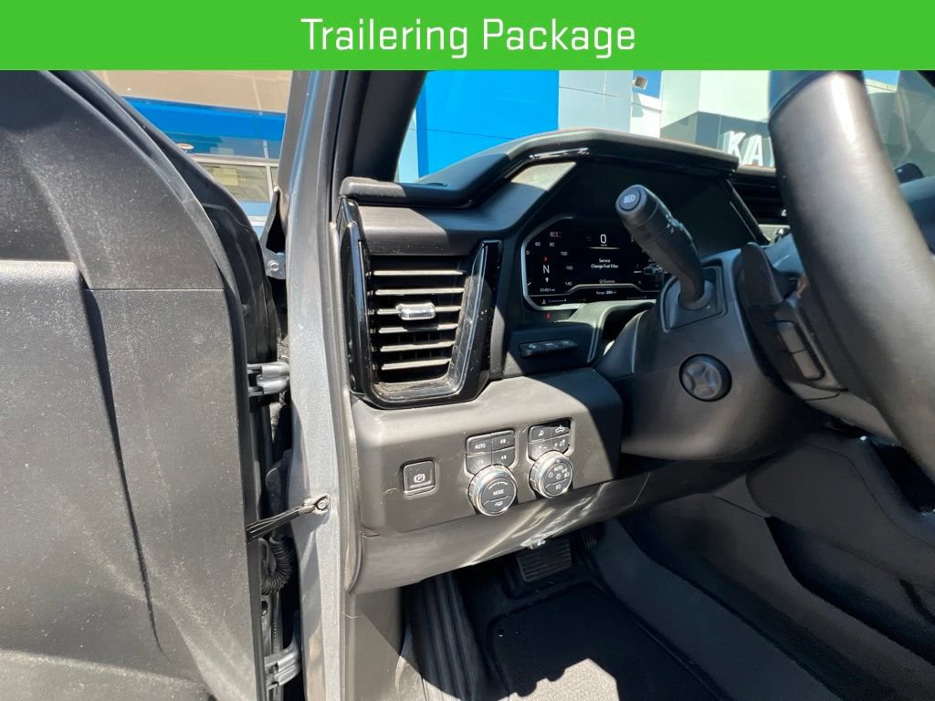 Certified 2024 GMC Sierra 1500 AT4 w/ Technology Package AWD/4WD image 12