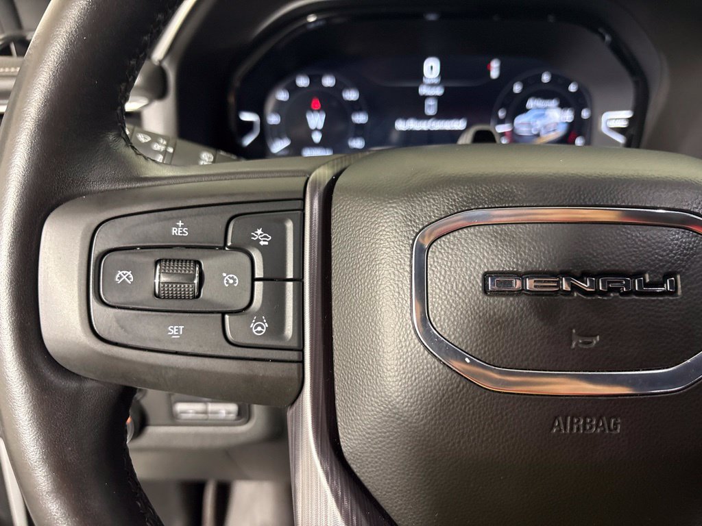 Used 2023 GMC Yukon Denali Ultimate AWD/4WD image 17