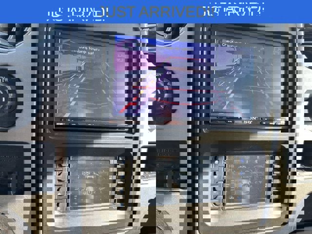 Used 2013 Ford F150 XLT w/ XLT Chrome Pkg image 2