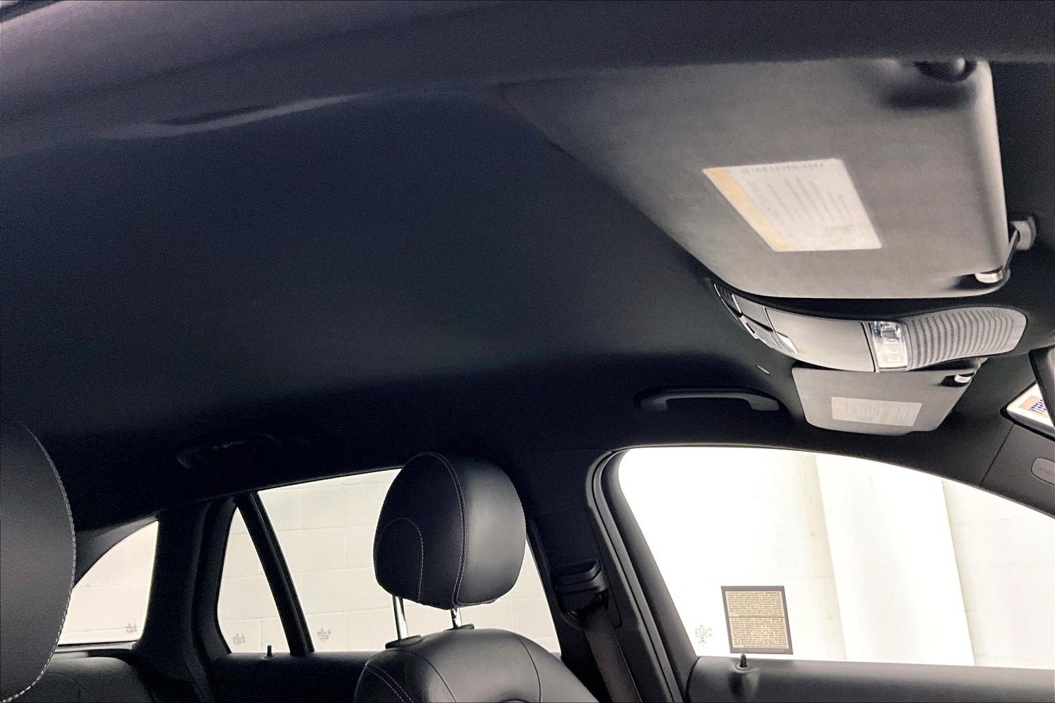 Used 2020 Mercedes-Benz GLC 300 image 28