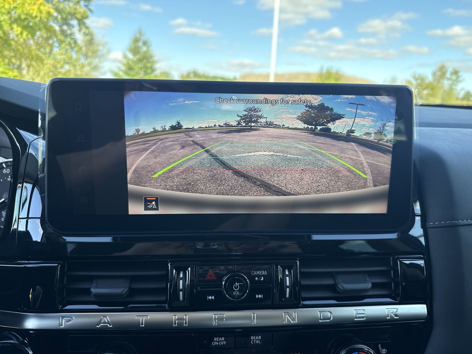 New 2026 Nissan Pathfinder SV AWD/4WD image 27