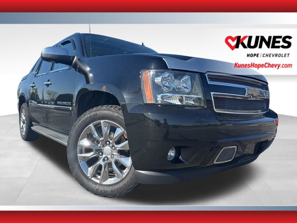 Used 2013 Chevrolet Avalanche LTZ