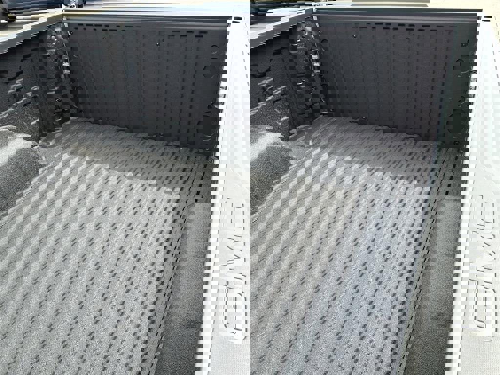 New 2026 GMC Sierra 1500 Pro w/ Graphite Edition image 7