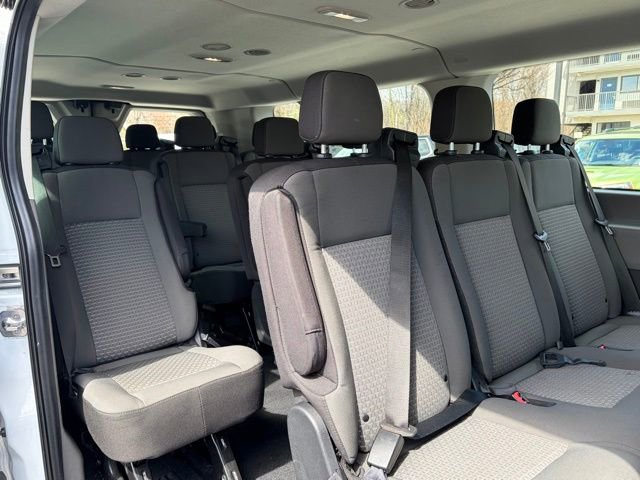 Used 2024 Ford Transit 350 XLT image 28