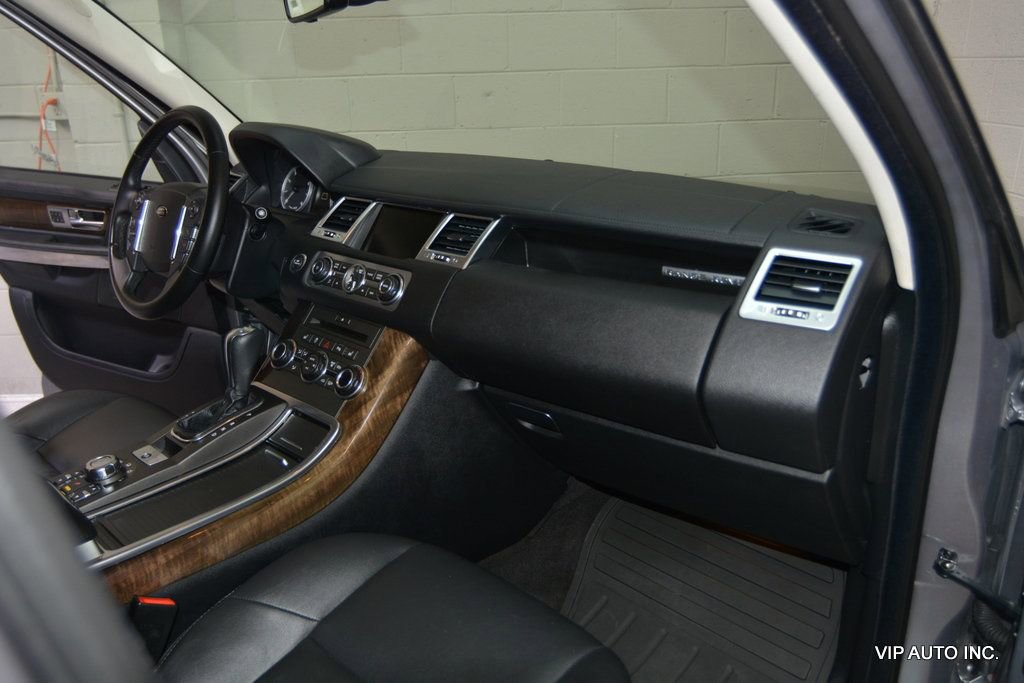 Used 2011 Land Rover Range Rover Sport HSE image 12