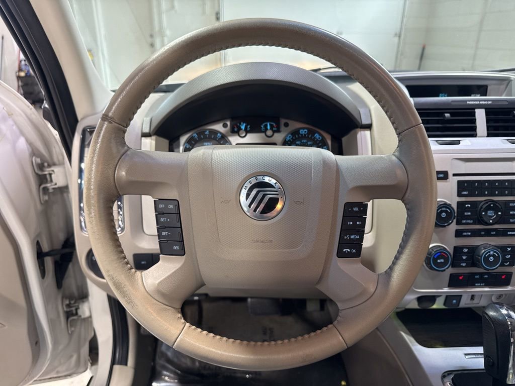 Used 2010 Mercury Mariner Premier image 11