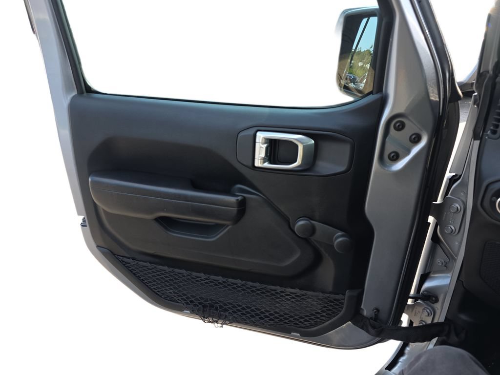 Used 2021 Jeep Wrangler Unlimited Sport AWD/4WD image 25