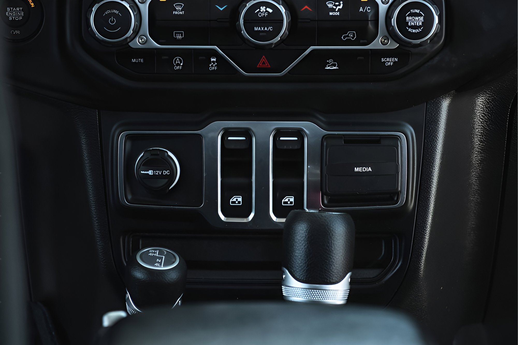 Used 2023 Jeep Wrangler Sport S AWD/4WD image 27