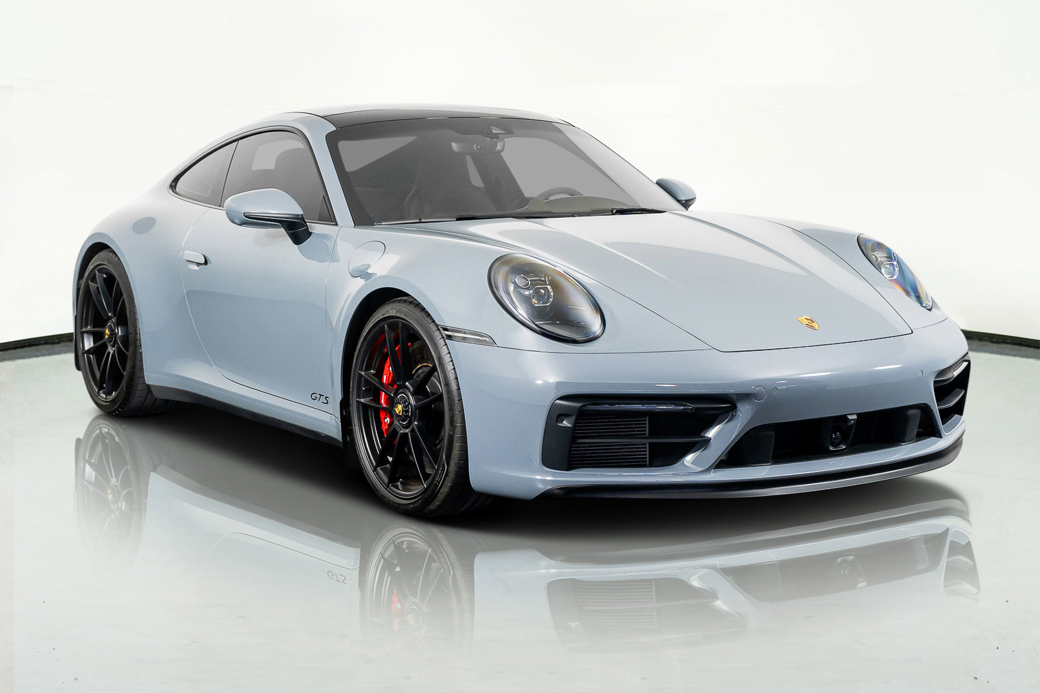 Used 2024 Porsche 911 Carrera 4 GTS image 4
