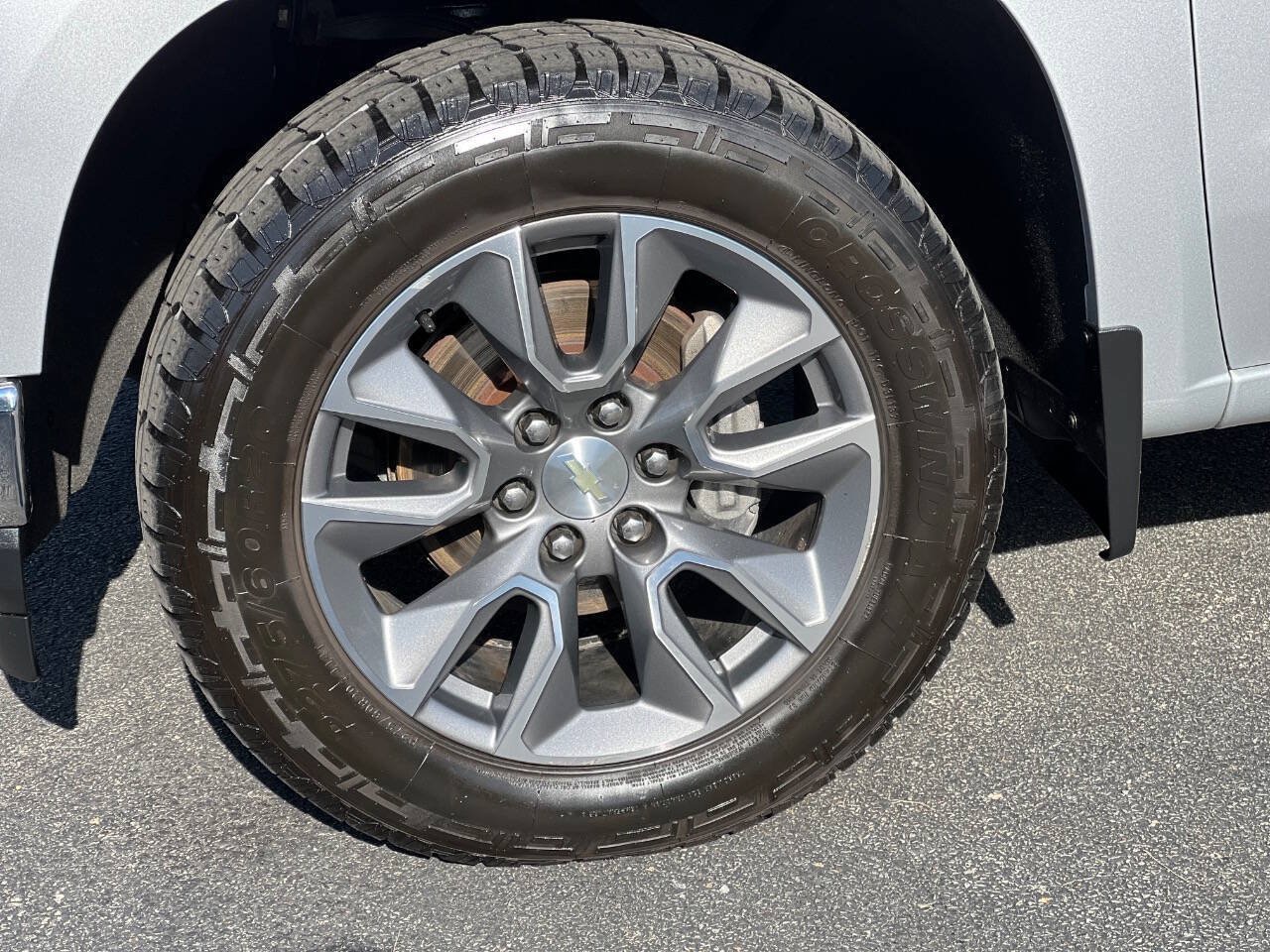 Used 2019 Chevrolet Silverado 1500 LT w/ All-Star Edition AWD/4WD image 9