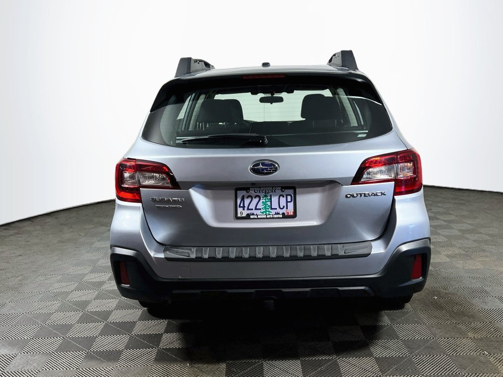 Used 2019 Subaru Outback 2.5i AWD/4WD image 6