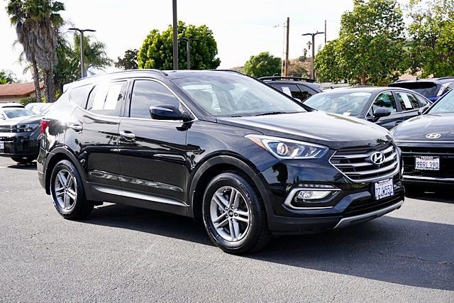 Used 2017 Hyundai Santa Fe Sport w/ 2.4L Tech Package 04 FWD image 6