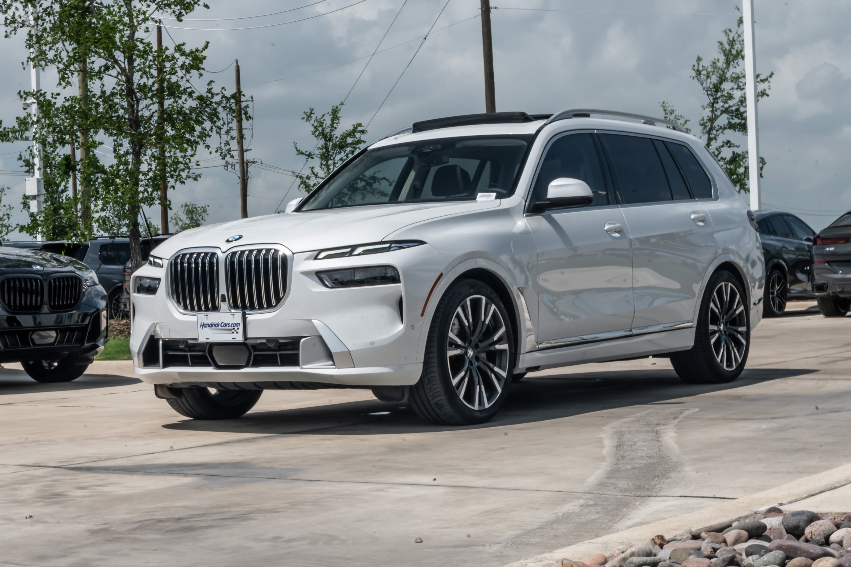 Certified 2024 BMW X7 xDrive40i image 5
