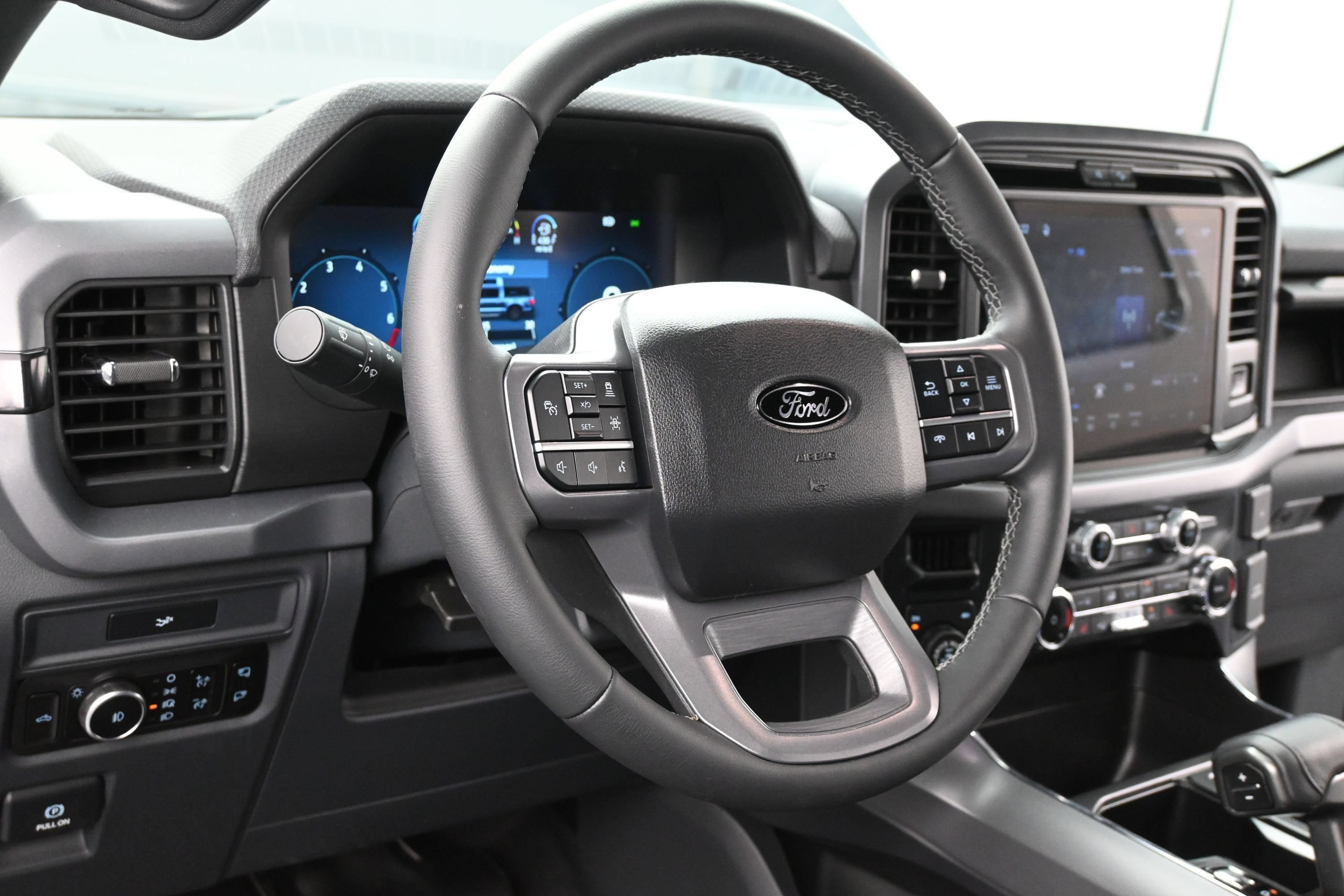 Used 2026 Ford F150 XLT w/ Equipment Group 302A MID AWD/4WD image 13