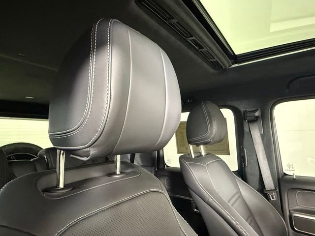 Used 2025 Mercedes-Benz G 550 image 34
