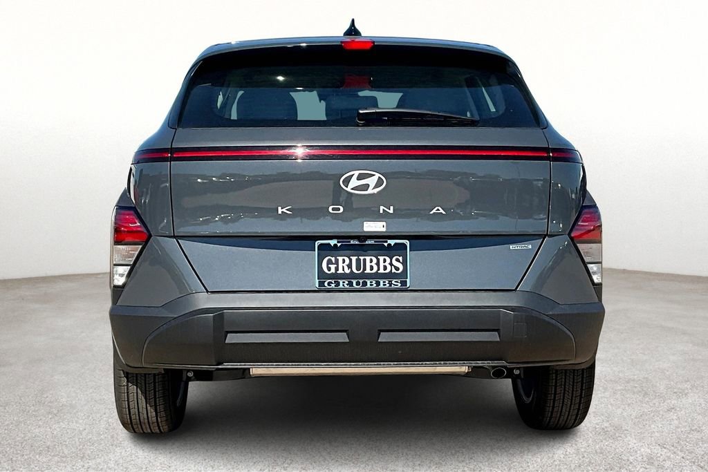 Used 2025 Hyundai Kona SE image 7