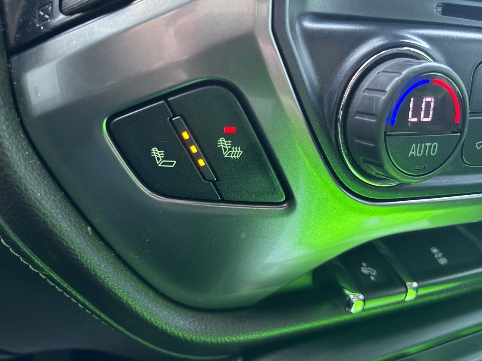 Used 2017 Chevrolet Silverado 1500 LTZ Z71 w/ LTZ Plus Package image 40