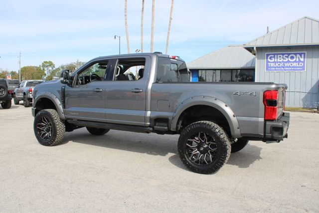 Used 2024 Ford F250 Lariat w/ Black Appearance Package image 7