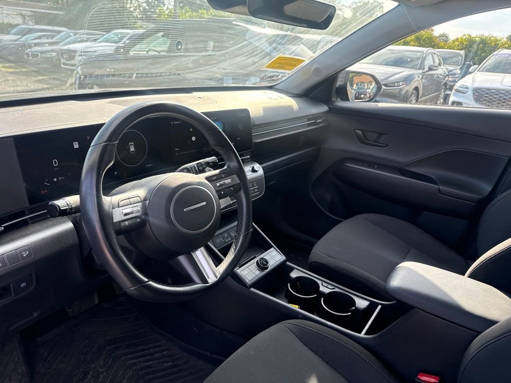 Used 2024 Hyundai Kona SEL w/ Convenience Package AWD/4WD image 17