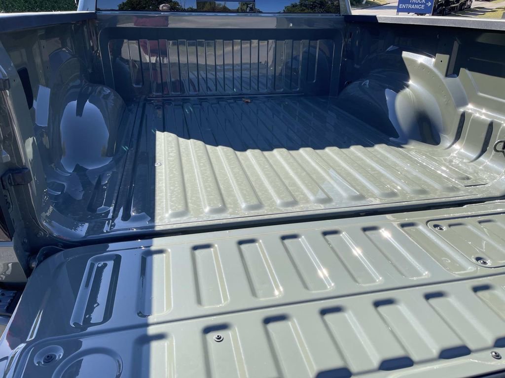 Used 2026 RAM 1500 Laramie w/ Night Edition image 13