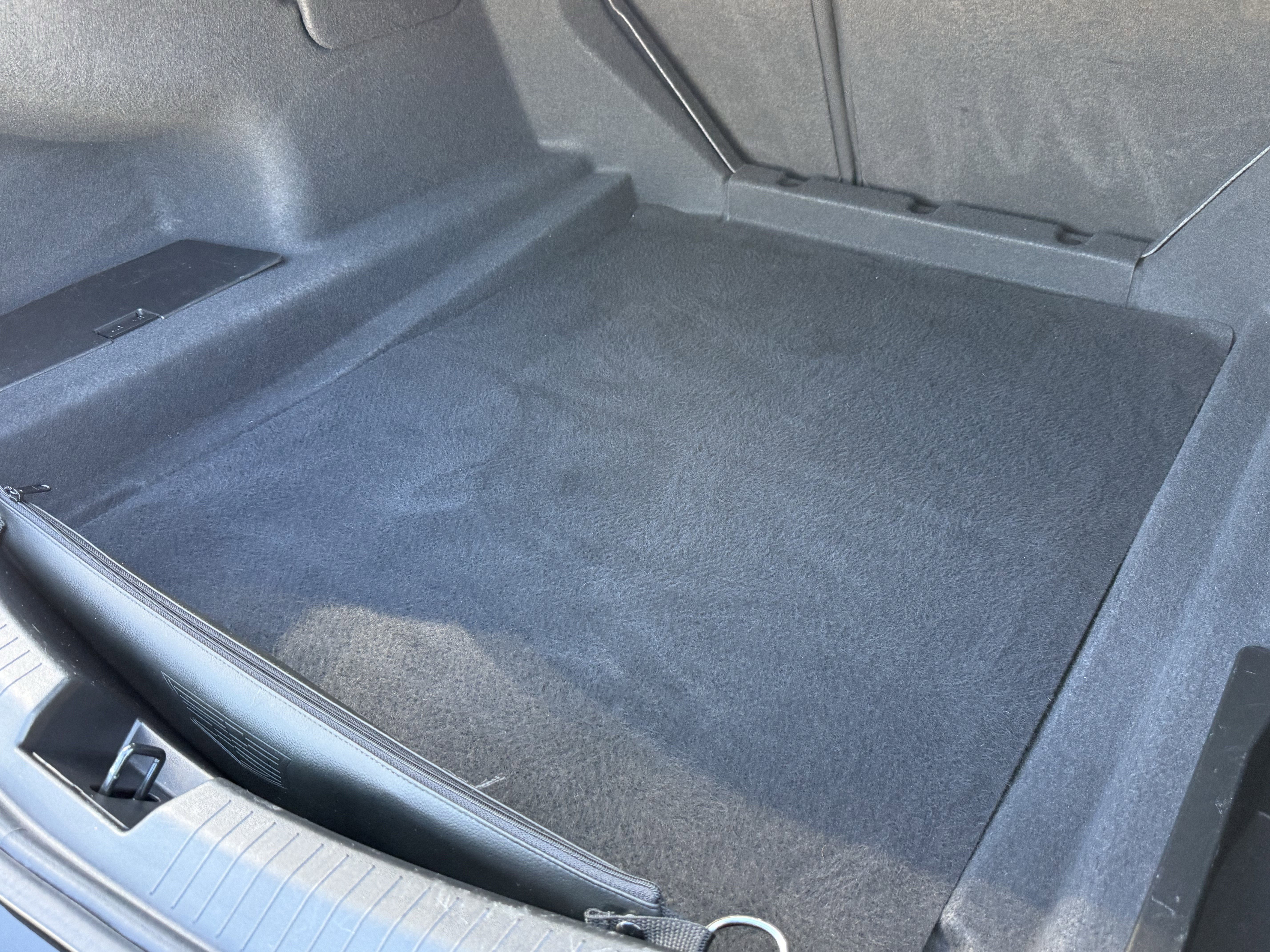 Used 2025 Cadillac CT5 V image 33