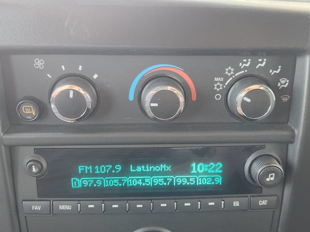 Used 2025 Chevrolet Express 2500 w/ Driver Convenience Package RWD image 5