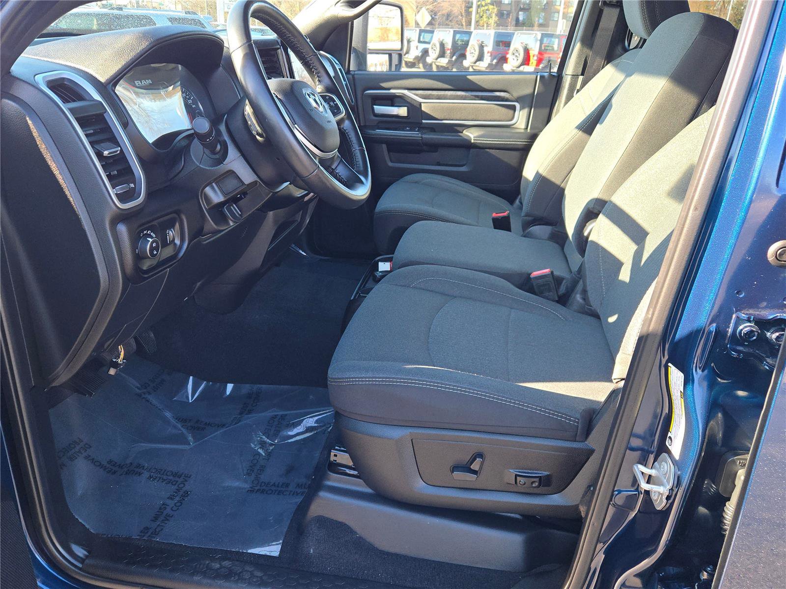 Certified 2024 RAM 2500 Big Horn w/ Night Edition AWD/4WD image 24